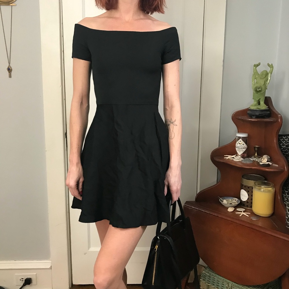 NWT Alice + Olivia Black Skater Mini LBD Dress